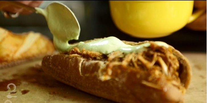Receita de Sanduíche de Porco com Maionese de Leite por Jimmy McManis | Como fazer em vídeo 